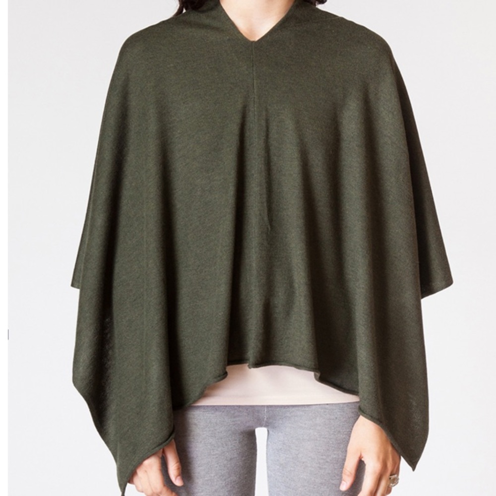 KERISMA EDEN CONVERTIBLE PONCHO M2077 - Picture 3 of 6